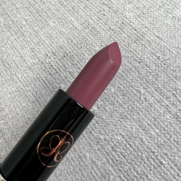 ❤️ Anastasia Beverly Hills Matte Lipstick Mini in Dead Roses - Picture 2 of 6